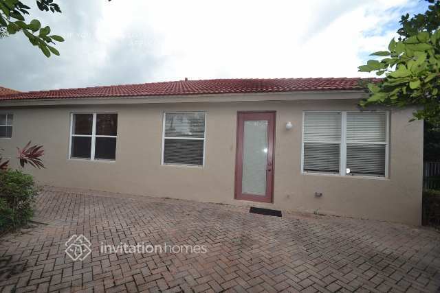 Building Photo - 1504 Siena Ln