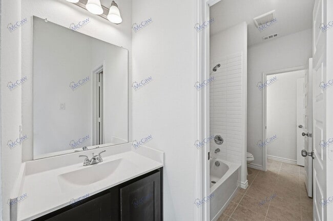 Building Photo - 402 Wrangler Ln