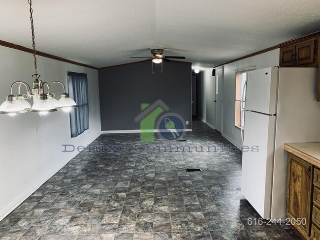Building Photo - 3 Bedroom 2 Bathroom Manufactured Home
