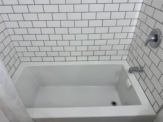 Building Photo - Private Detached ADU for Rent – $1,750/Month (Utilities + WiFi Included!)