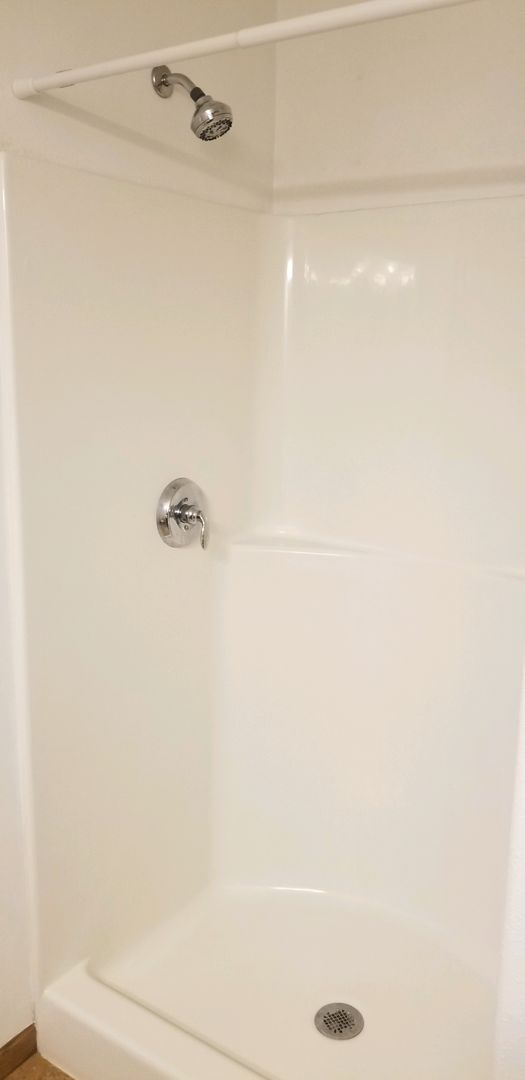 Building Photo - Now leasing for May 2026! FOUR BEDROOM AND FOUR BATH TOWNHOME