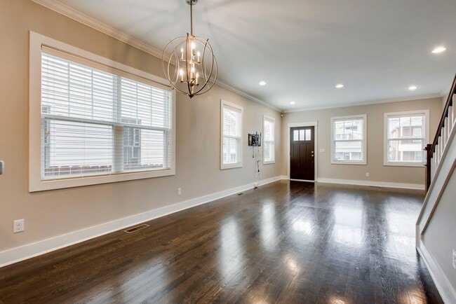 Building Photo - Great 3 bedroom 3 bath home in Germantown!