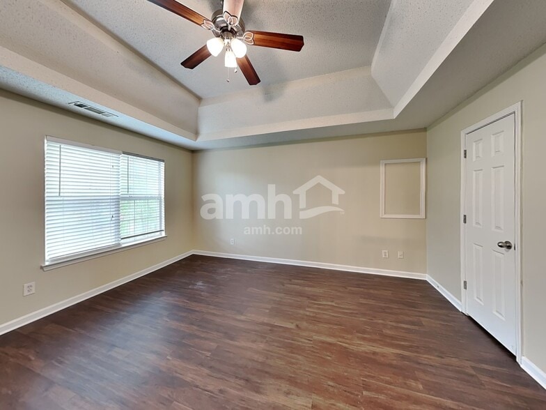 Building Photo - 3335 N Winds Trail