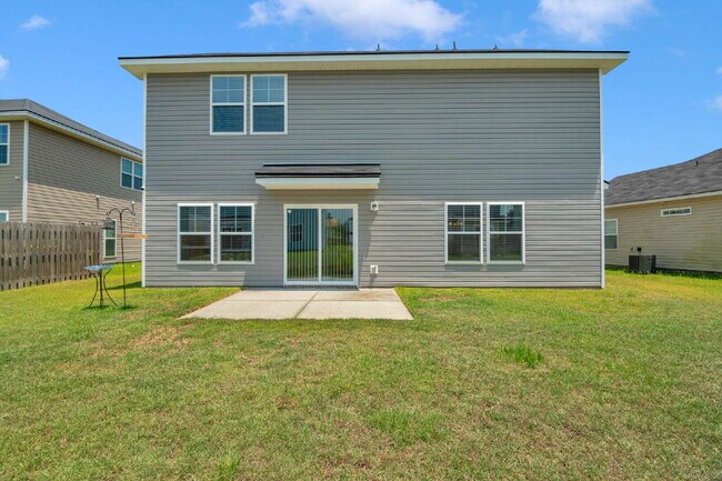 Building Photo - Fantastic home in Bradley Park.