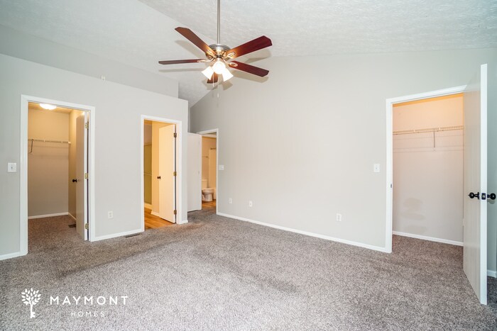 Building Photo - 5389 Blanchard Dr