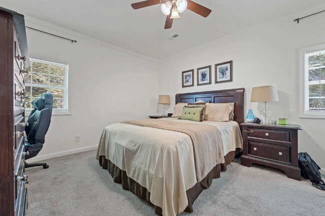 Building Photo - Now Showing for August 6th Move-In