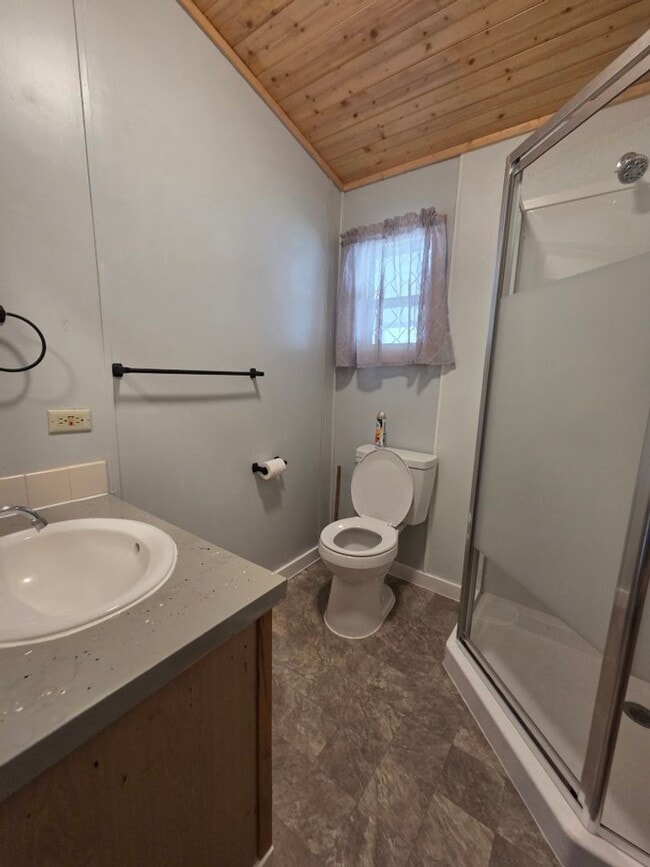Building Photo - $1,350 - 1 Bedroom / 1 Bath Park Model on the Creek in Tatham Mountain Park
