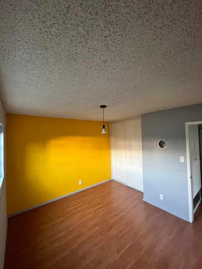 Building Photo - 22240 Wyandotte St