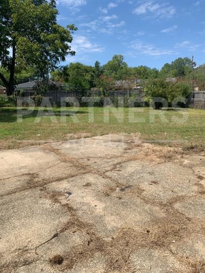 Building Photo - 508 Upton Rd