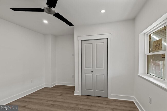 Building Photo - 3450 Almond St