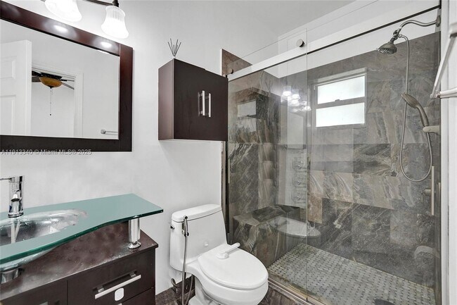 Building Photo - 4118 Sapphire Terrace