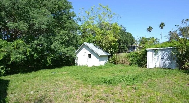 Building Photo - 714 Patterson St