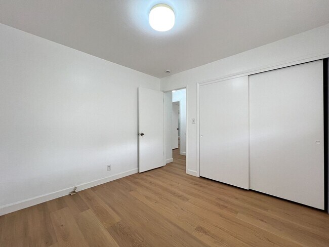 Building Photo - Updated Three Bedroom Napa Home