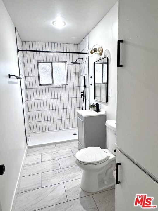 Building Photo - 1540 W 60th St