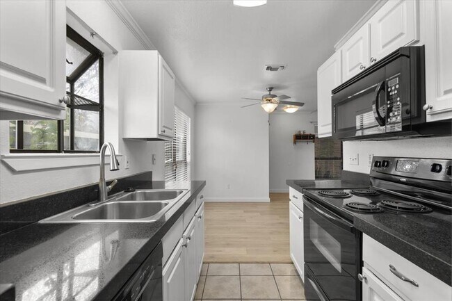 Building Photo - 2018 W Rundberg Ln