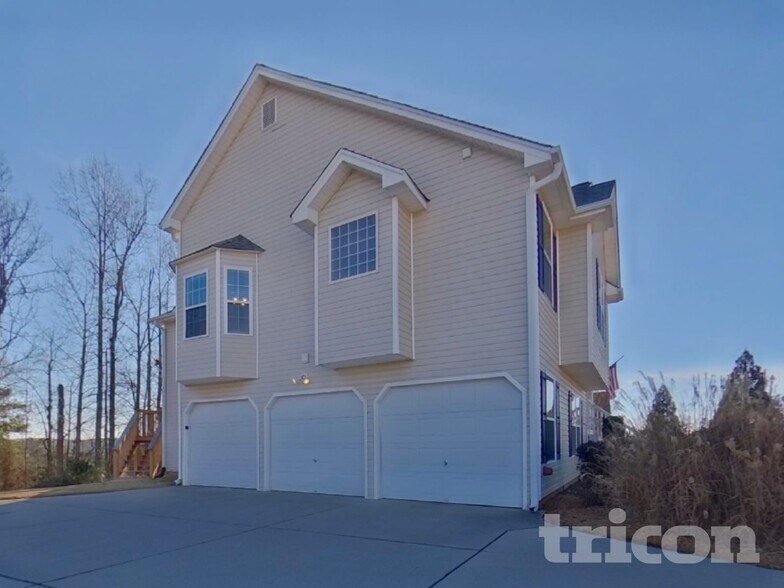 Building Photo - 38 Stonemont Ct