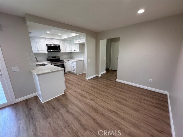 Building Photo - 10279 Candlewood St