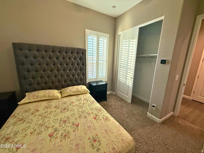 Building Photo - 27941 N 19th Dr