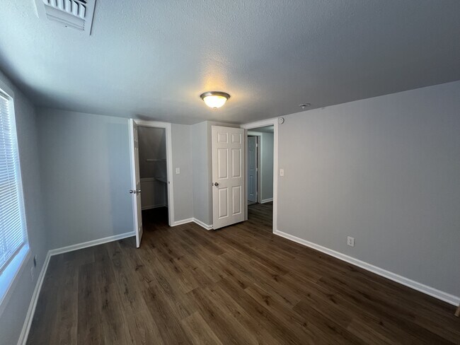 Building Photo - 2021 15th St