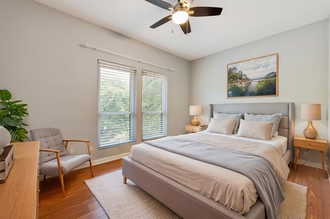 Building Photo - MOVE-IN TODAY: Updated 3 BR / 2.5 BA in S Austin - Walkable Location - W/D Included