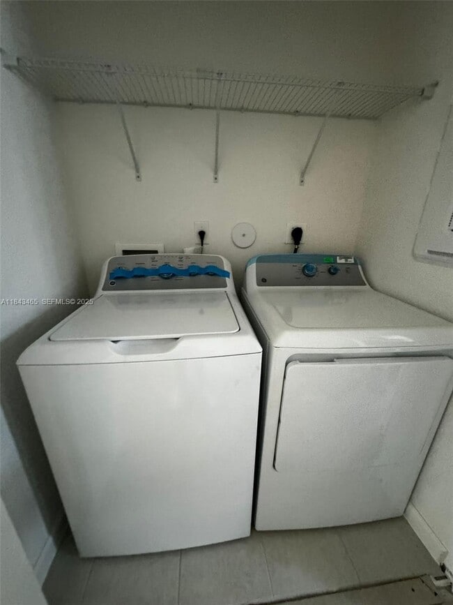 Building Photo - 23052 SW 129th Pl