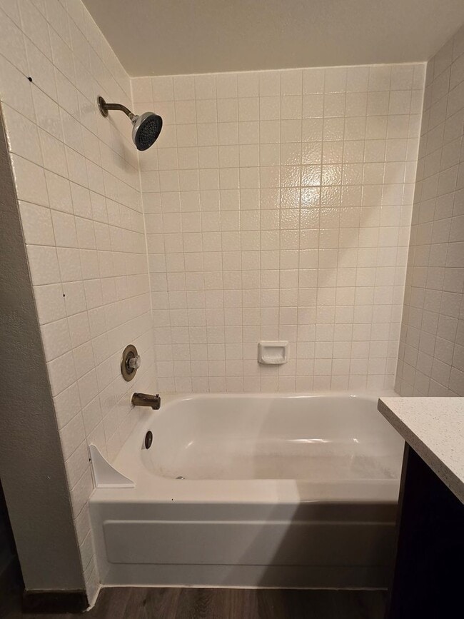 Building Photo - Renovated 2 Bedroom, 2 Bathroom Downstairs...