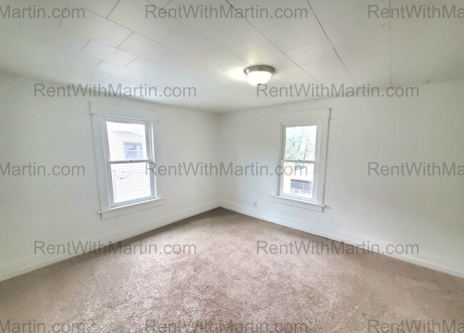 Building Photo - 1931 Franklin St