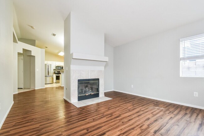 Building Photo - 3445 Golden Pedal St