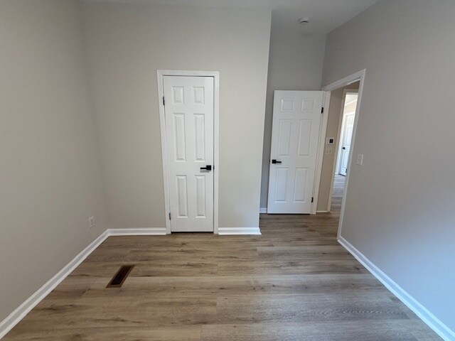 Building Photo - 901 Green Meadow Dr