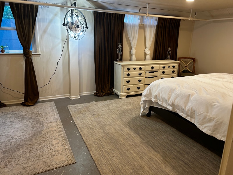 Building Photo - 10166 Glebe Rd