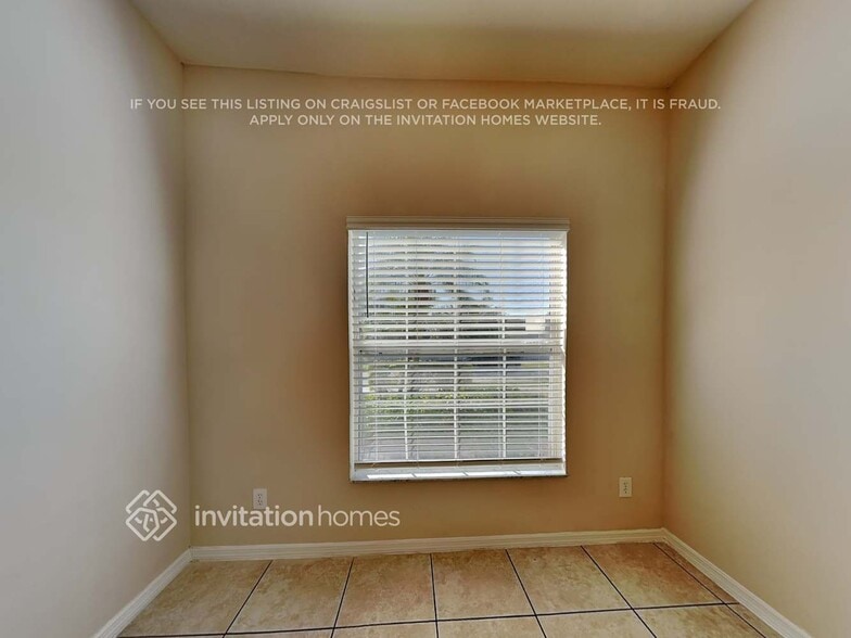 Building Photo - 516 Silverdale Ave