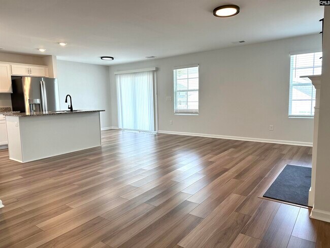 Building Photo - 401 Eclipse Ln