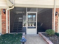 Building Photo - 3065 Green Fairway Cv S