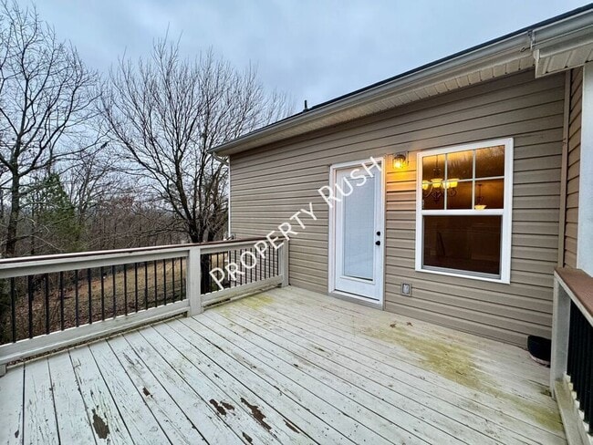 Building Photo - 6477 Olin Ln