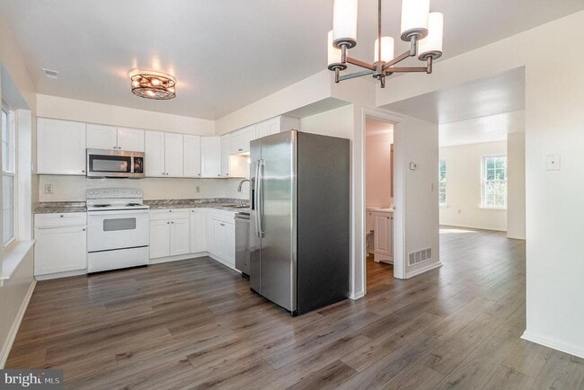 Building Photo - 1177 Wintertide Dr