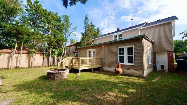 Building Photo - This is where timeless style meets today's conveniences.