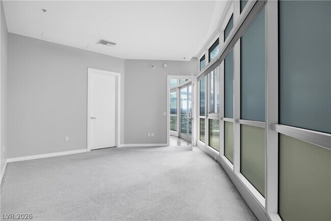 Building Photo - 4525 Dean Martin Dr