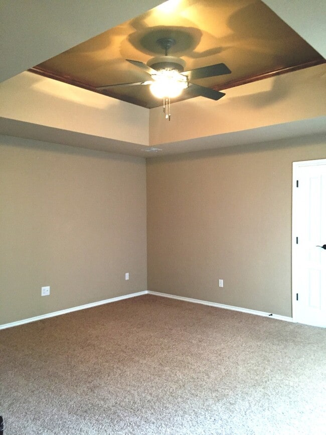 Building Photo - 16009 Bravado Pl