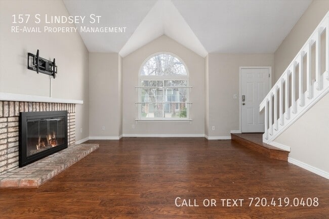 Building Photo - 157 S Lindsey St