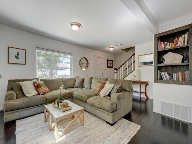Building Photo - 516 Lightsey Rd