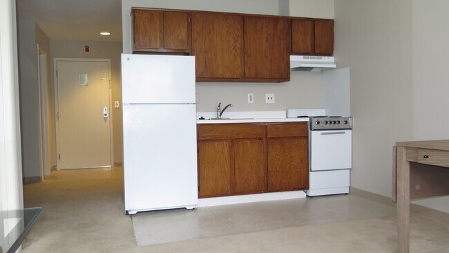 Building Photo - Crossway Community