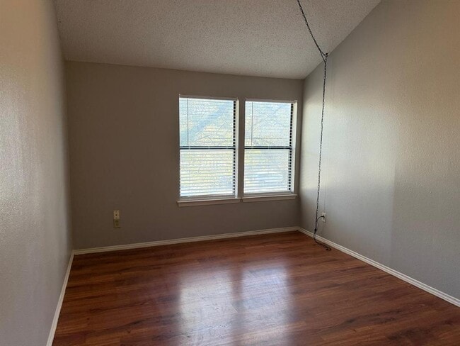 Building Photo - 6504 J Gregg Cove