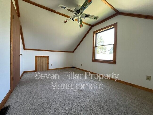 Building Photo - 9252 Mink St SW