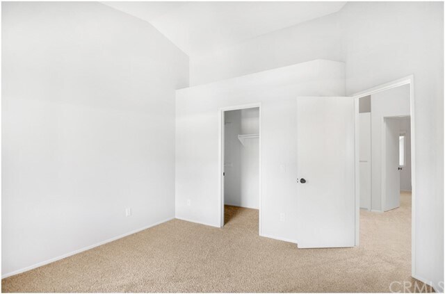 Building Photo - 68 Corniche Dr