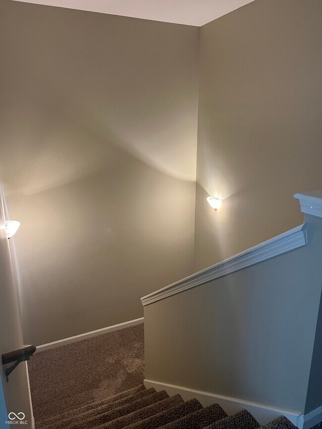 Building Photo - 13021 N Jenna Ct