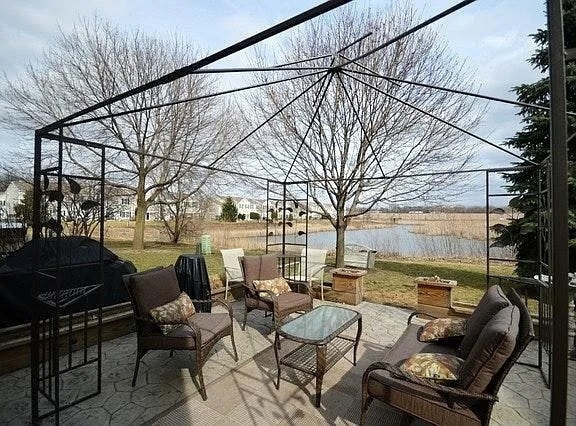 Building Photo - 2506 Oak Tree Ln