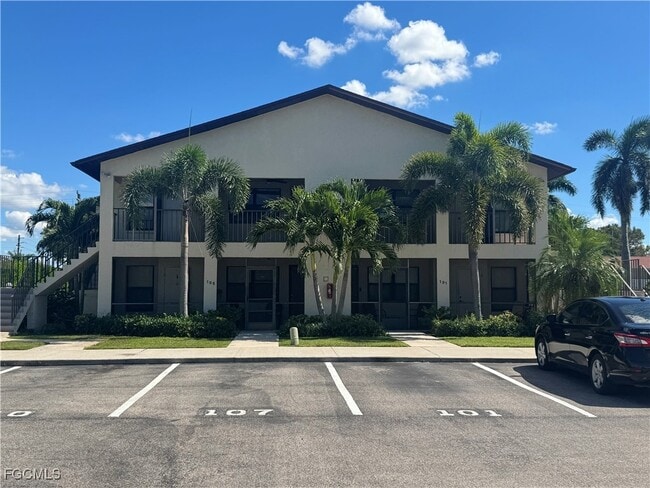 Building Photo - 13115 Feather Sound Dr