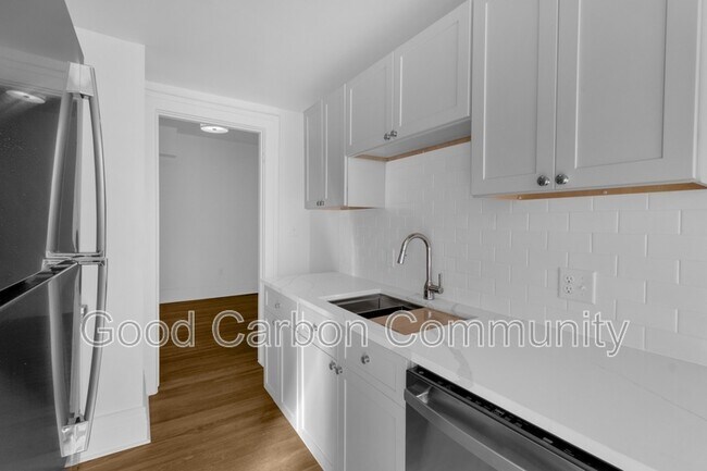 Building Photo - 346 Bryant St