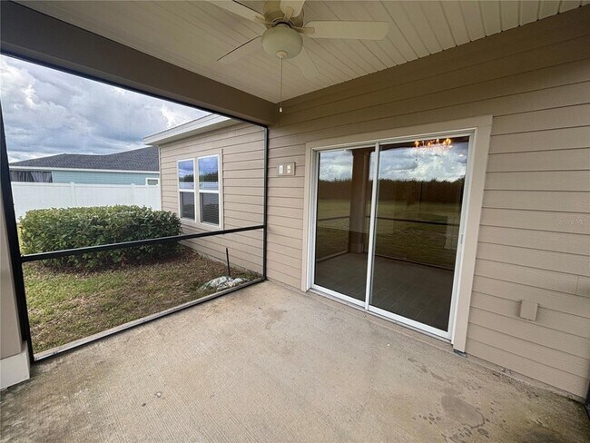Building Photo - 9145 SW 58th Cir