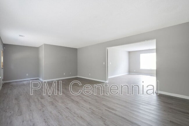 Building Photo - 57 Grandview Ln